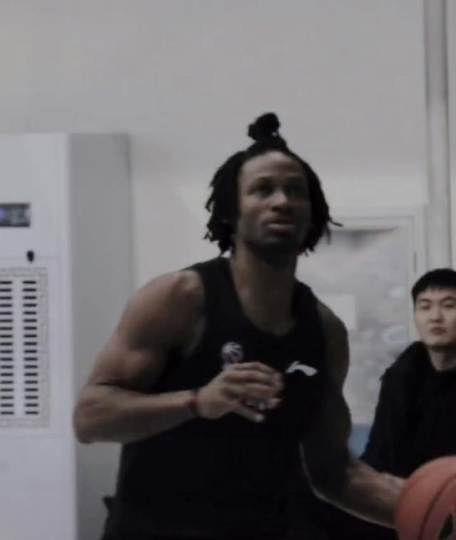 羡慕姐姐的美貌